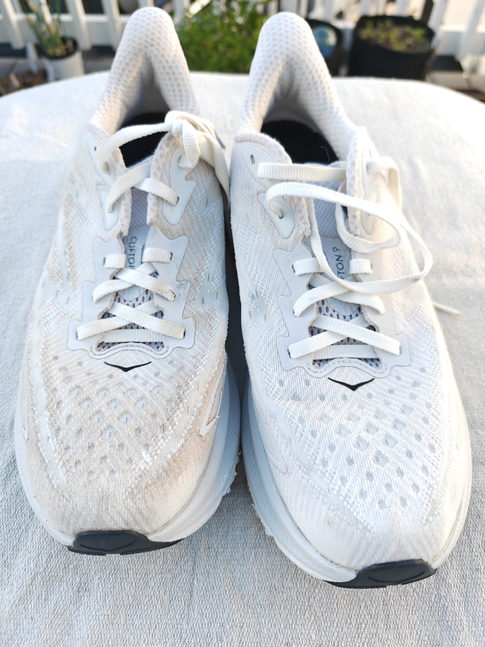 Hoka Clifton 9 Mens size 10.5